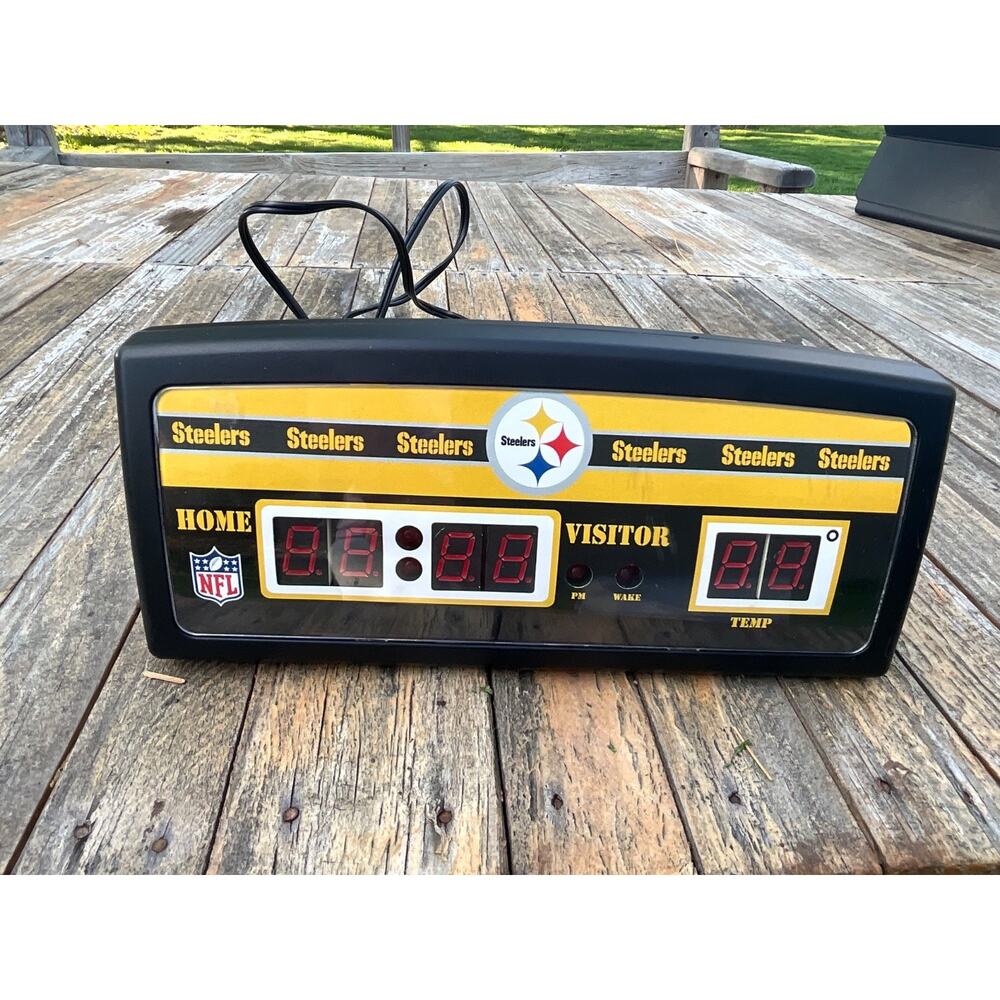 Pittsburgh Steelers Scoreboard Alarm Clock NFL Digital Desk Room Temp Music Y2K